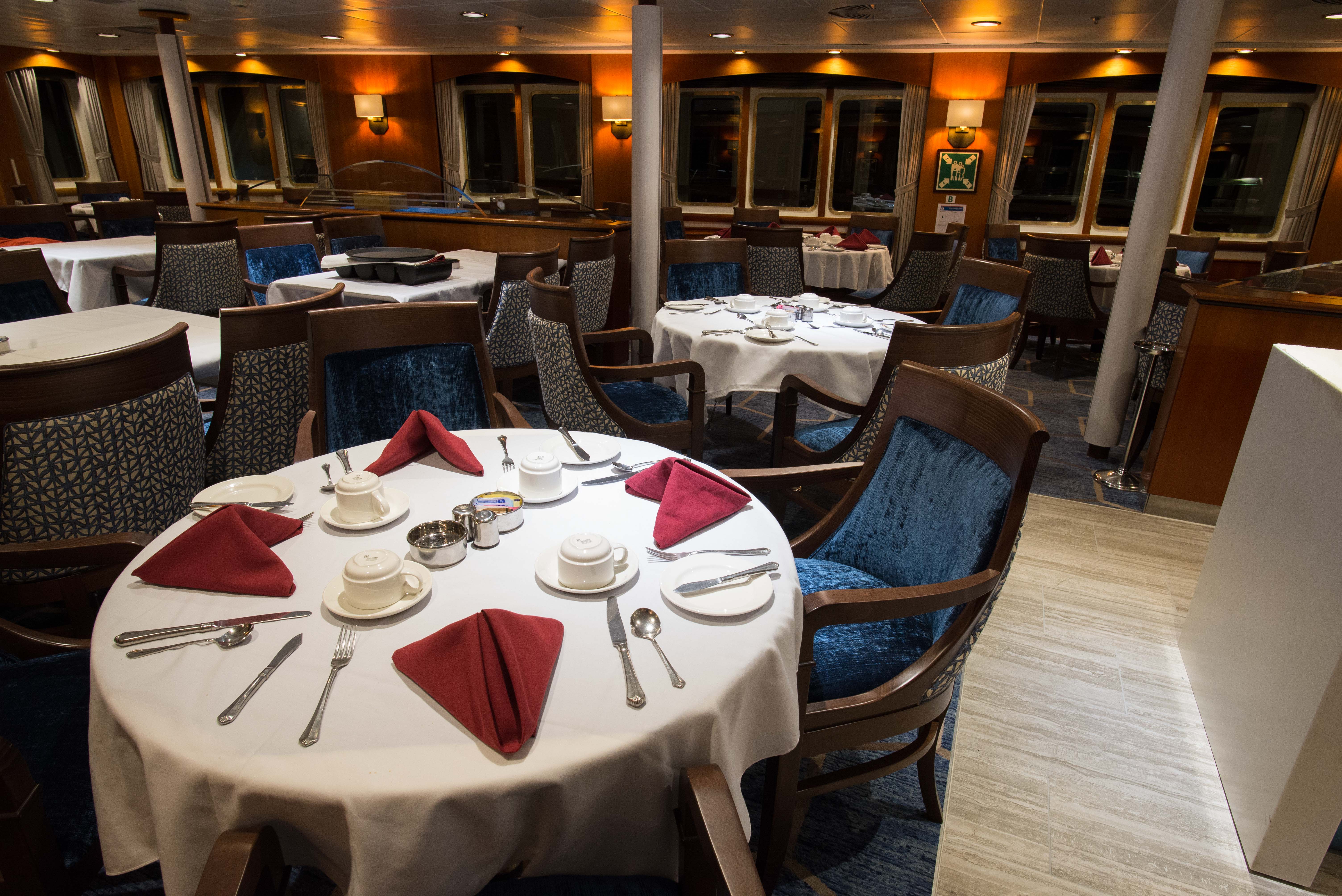 Quark Expeditions Ocean Adventurer Dining Room 7.jpg